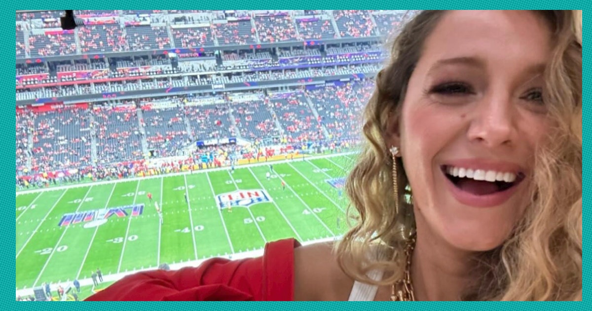 blake-lively-says-she-left-her-kids-for-the-“first-time-ever”-to-attend-the-super-bowl