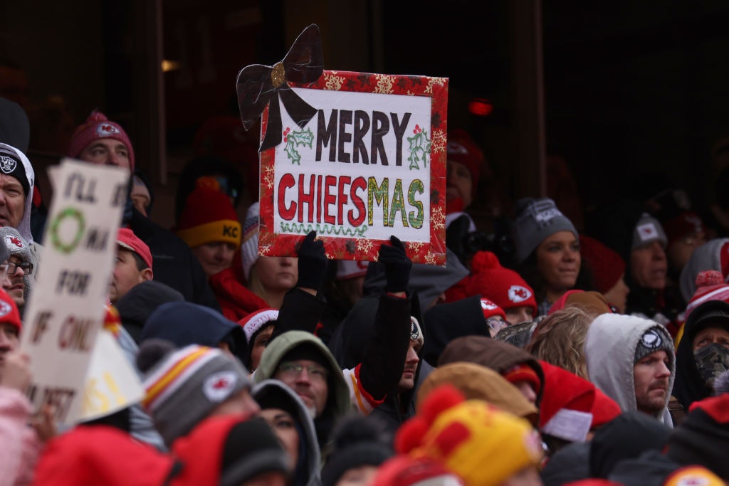 Hallmark & The Kansas City Chiefs Are Teaming Up For A Christmas Movie!