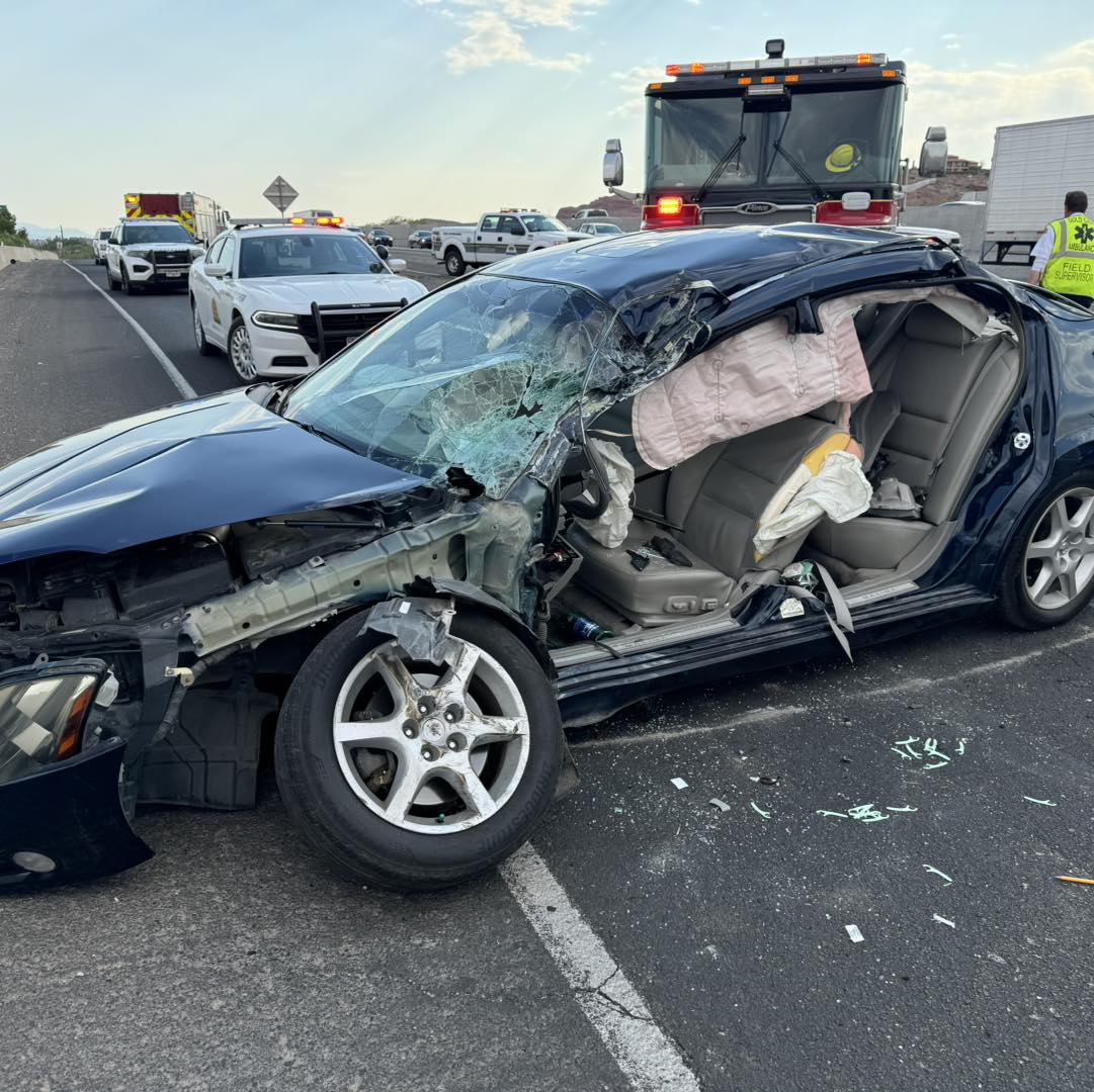 Driver trapped in vehicle after 4 cars collide on I-15 in Washington City