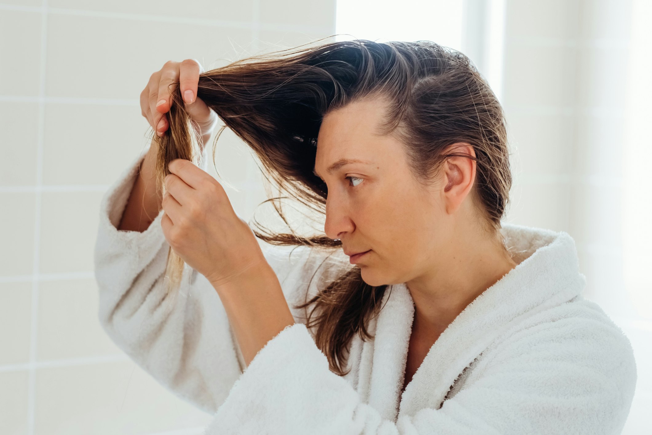 Does Your Hair Actually “Get Used” To Shampoo? Experts Say That