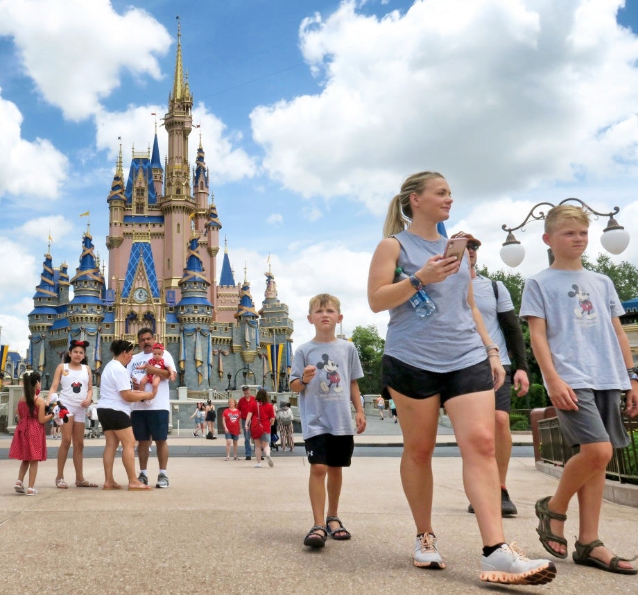 Can You Do Disney World In One Day? Yes, But Keep These Factors In Mind