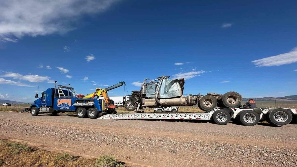 Semi driver dies in early morning Iron County rollover